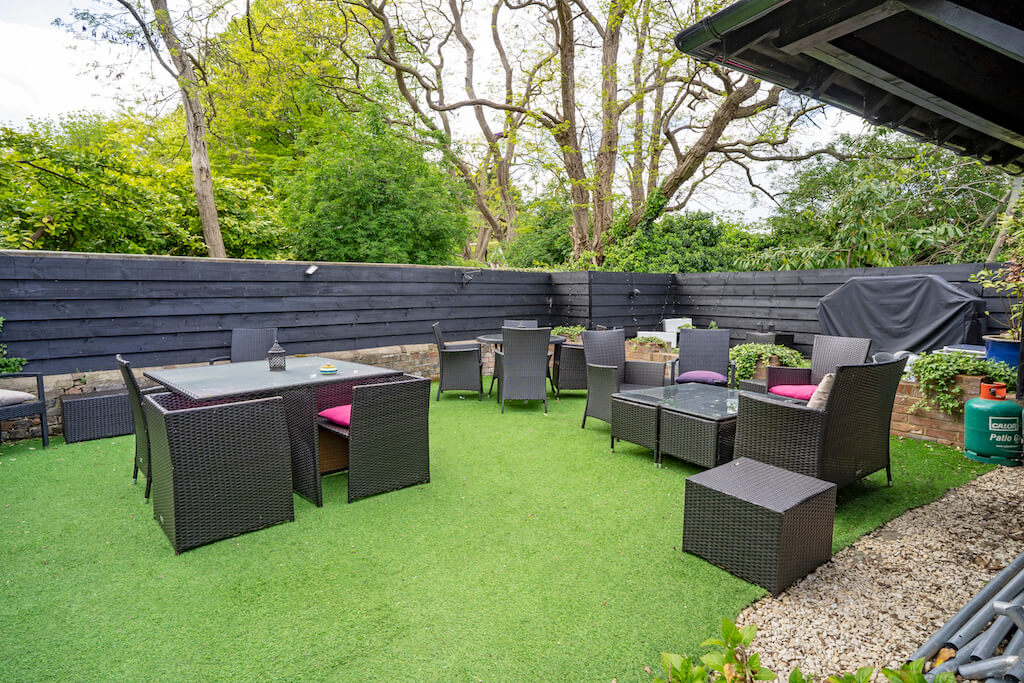 Dukes Wine Bar Outside Space